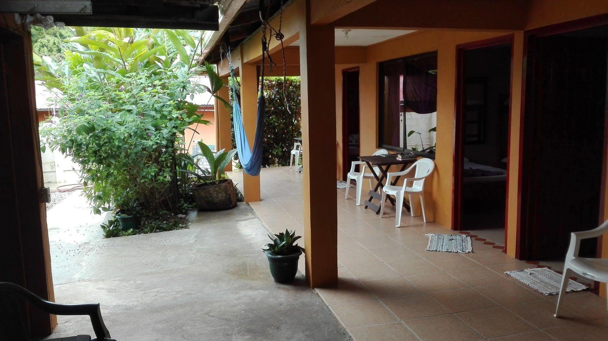 Cabinas Pura Vida B&B Tour Operator Drakes Bay المظهر الخارجي الصورة