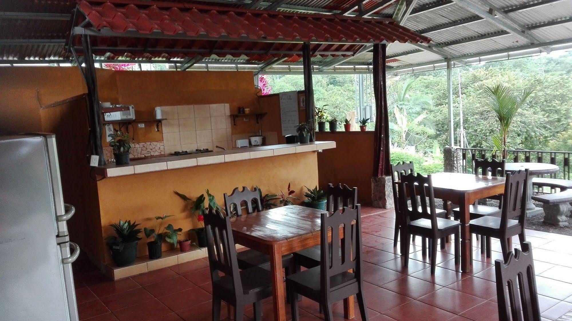 Cabinas Pura Vida B&B Tour Operator Drakes Bay المظهر الخارجي الصورة