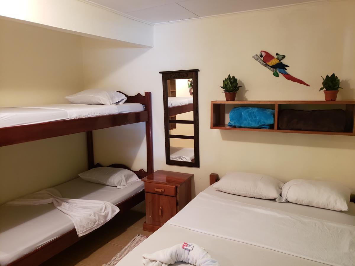 Cabinas Pura Vida B&B Tour Operator Drakes Bay المظهر الخارجي الصورة